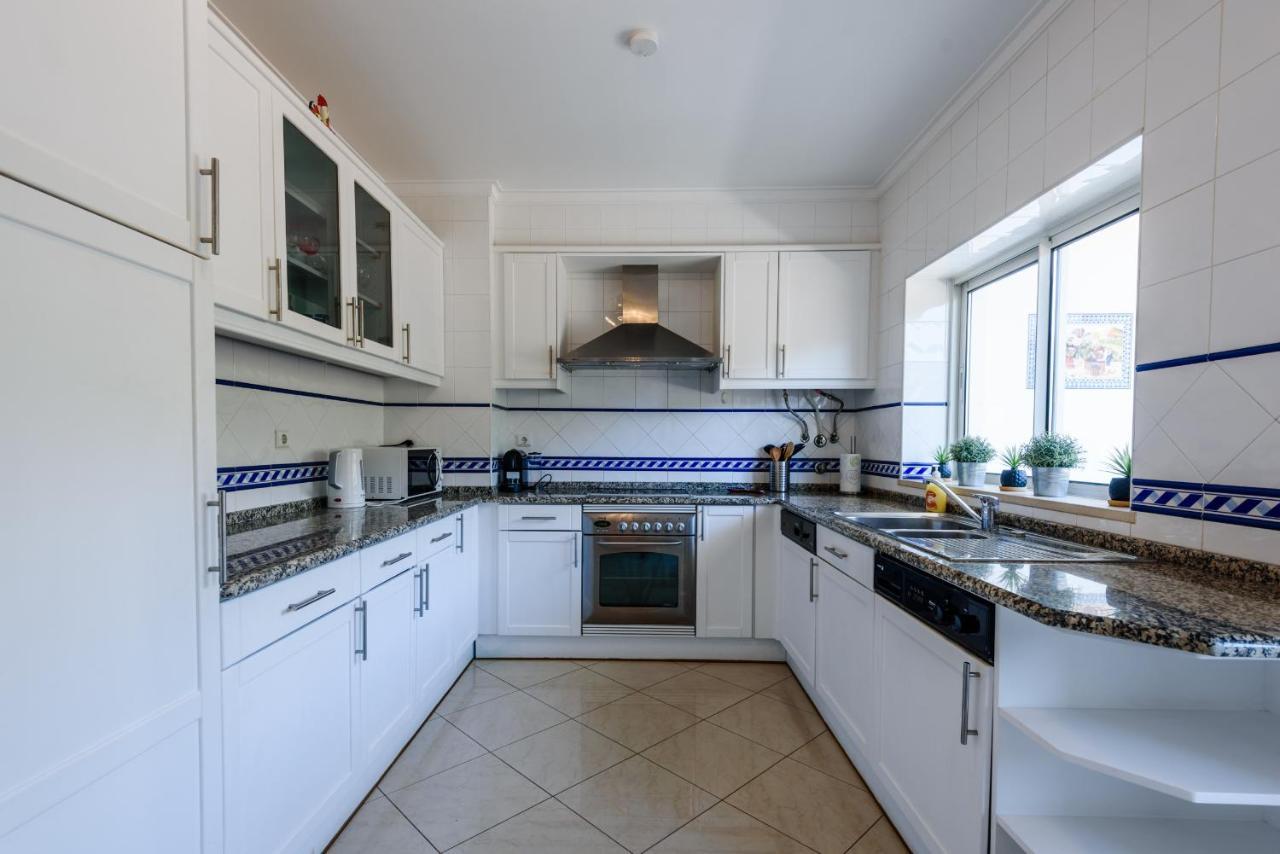 Amazing Apartment In Albufeira Ngoại thất bức ảnh